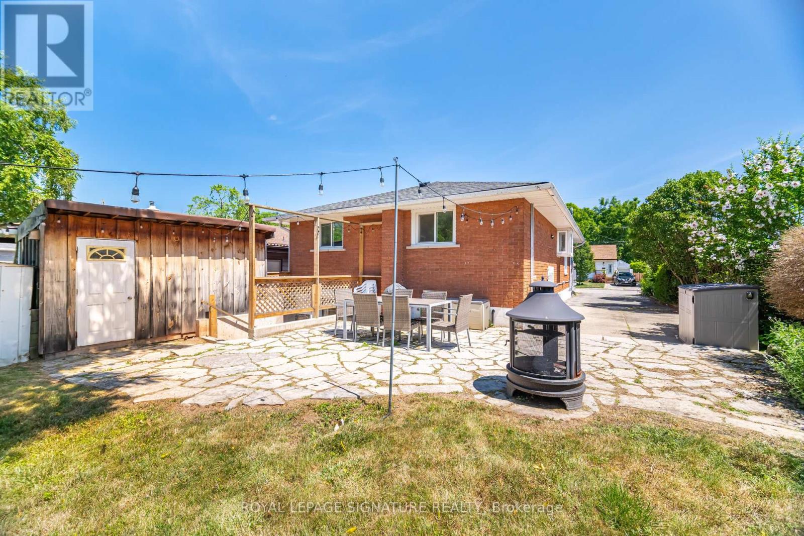 77 Fairview Road, Grimsby, Ontario  L3M 3L6 - Photo 38 - X12429855