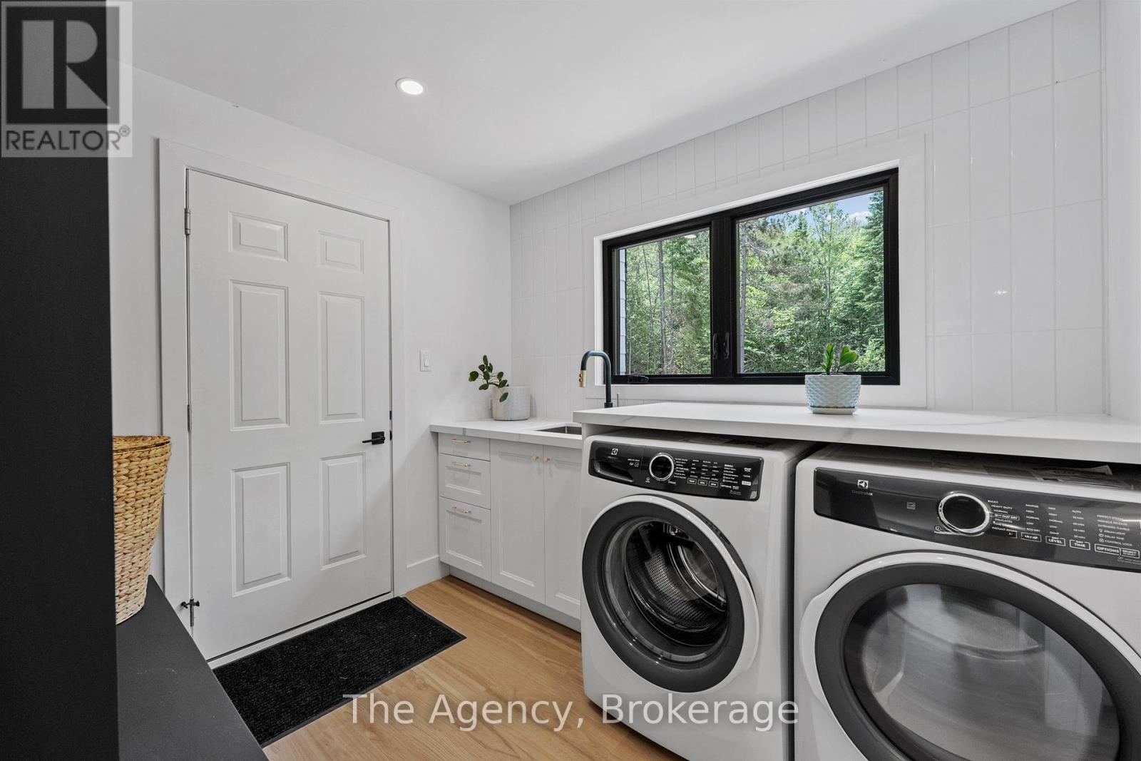 1290 Cedar Lane, Bracebridge, Ontario  P1L 1W9 - Photo 19 - X12231027