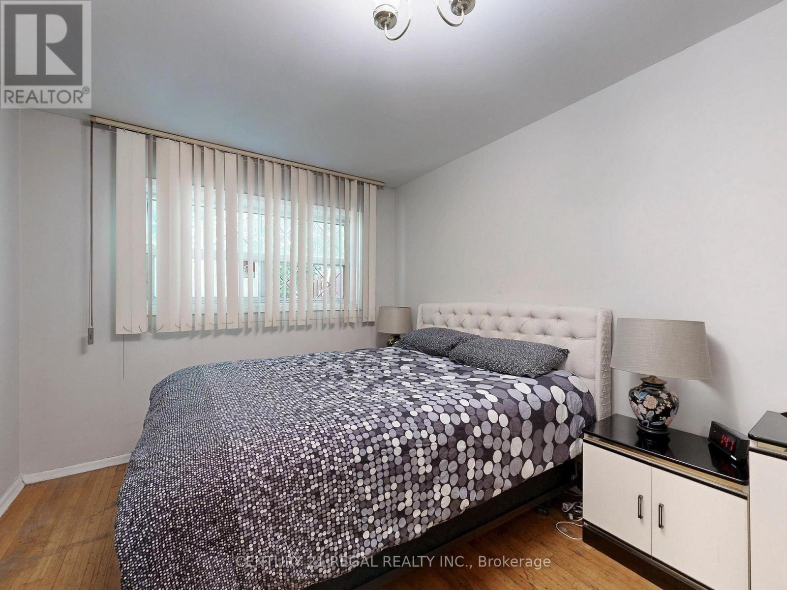 94 Billington Crescent, Toronto, Ontario  M3A 2G6 - Photo 29 - C12429907