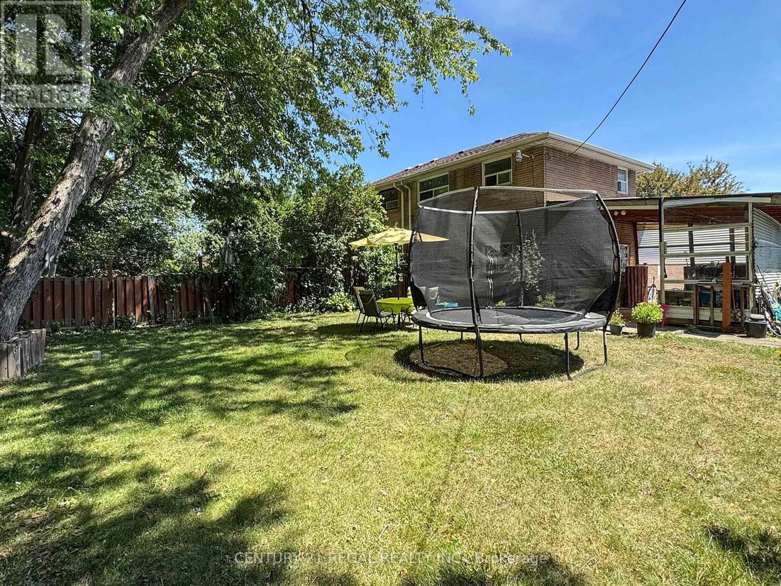 94 Billington Crescent, Toronto, Ontario  M3A 2G6 - Photo 47 - C12429907