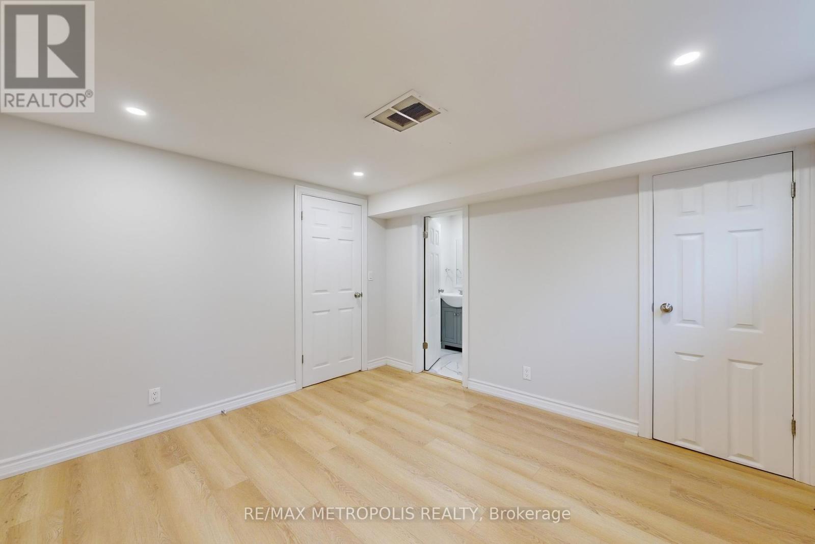 Main - 162 Lord Roberts Drive, Toronto, Ontario  M1K 3W9 - Photo 38 - E12429876