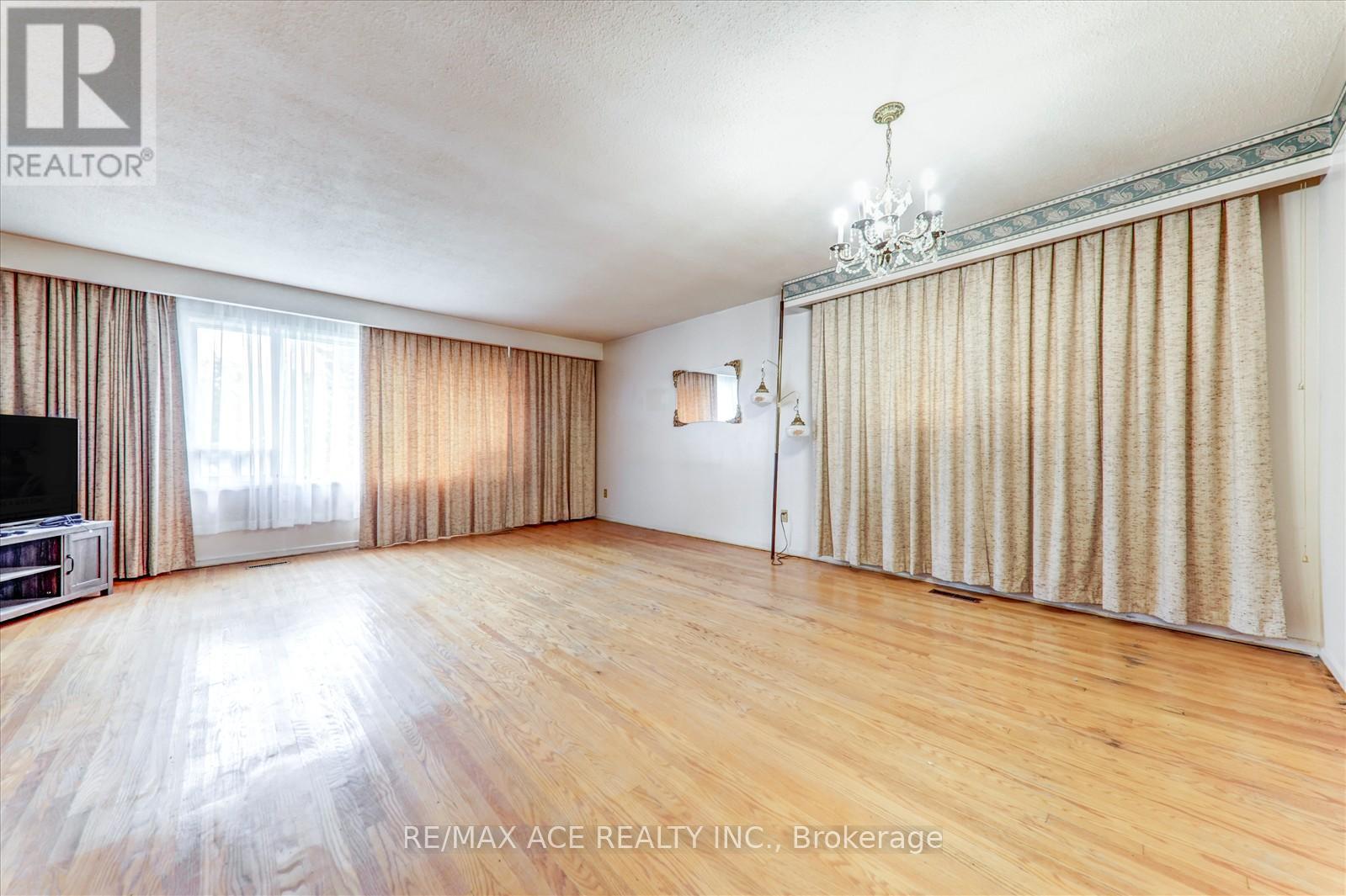 61 Marcella Street, Toronto, Ontario  M1G 1K9 - Photo 10 - E12429888