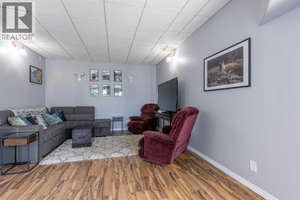 406 Meadow Lark Drive, Rural Lethbridge County, Alberta  T1J 4R9 - Photo 29 - A2257226