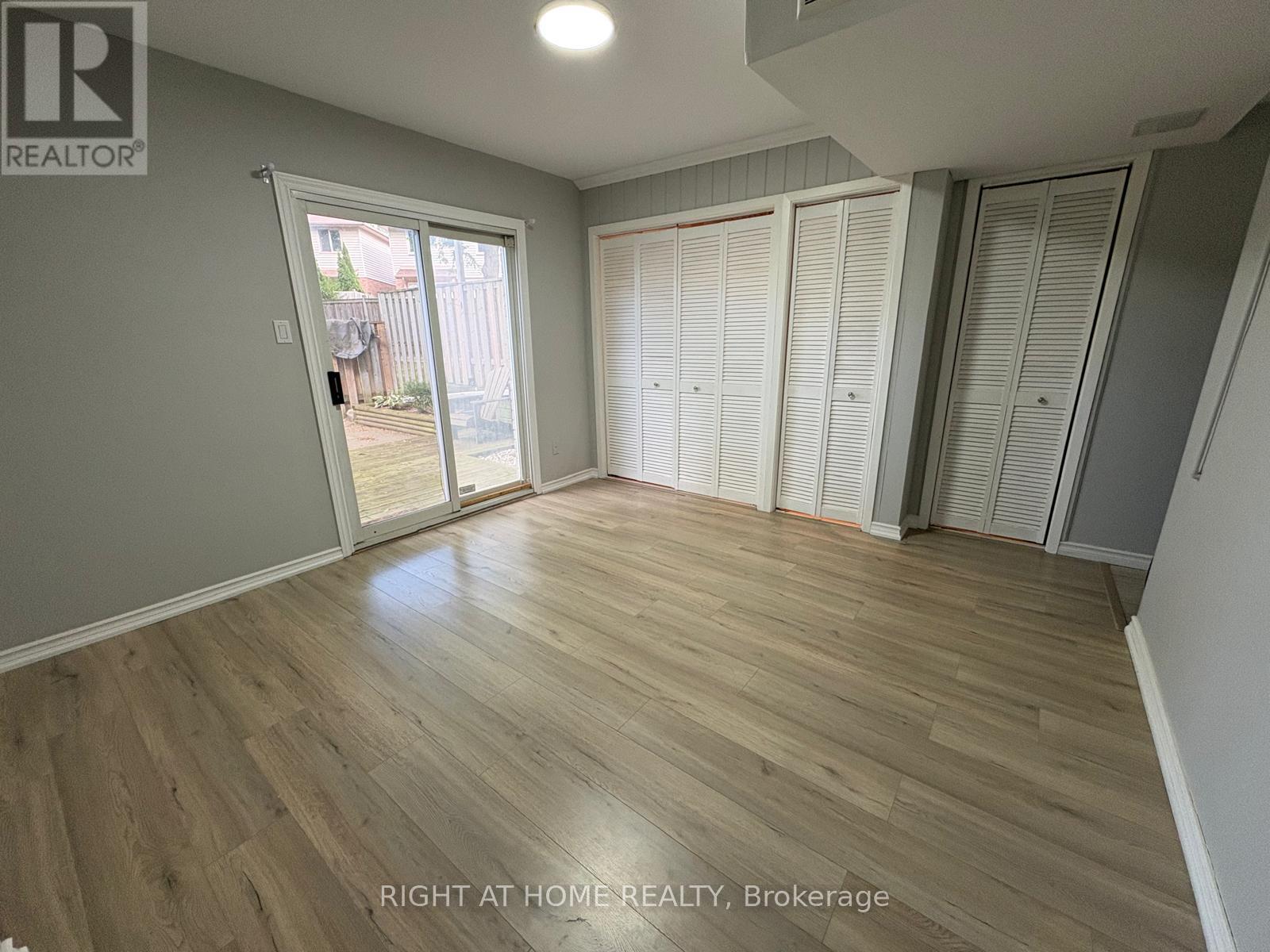 40 - 40 Harmony Circle, Bradford West Gwillimbury, Ontario  L3Z 2T9 - Photo 13 - N12429889