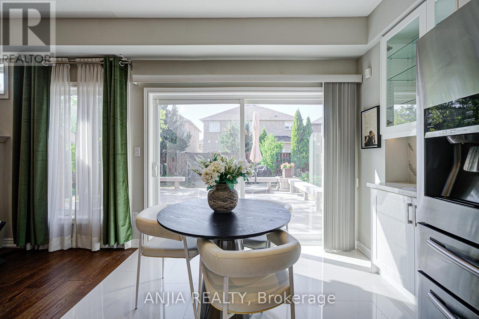 54 Rainbow Valley Crescent, Markham, Ontario  L6E 1Z1 - Photo 15 - N12429910