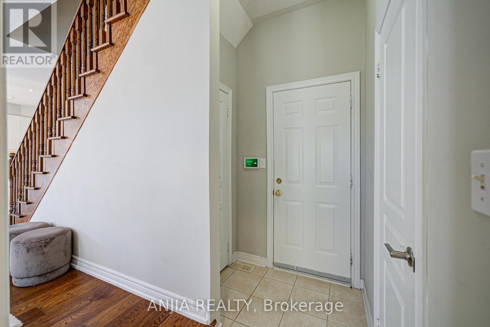 54 Rainbow Valley Crescent, Markham, Ontario  L6E 1Z1 - Photo 21 - N12429910