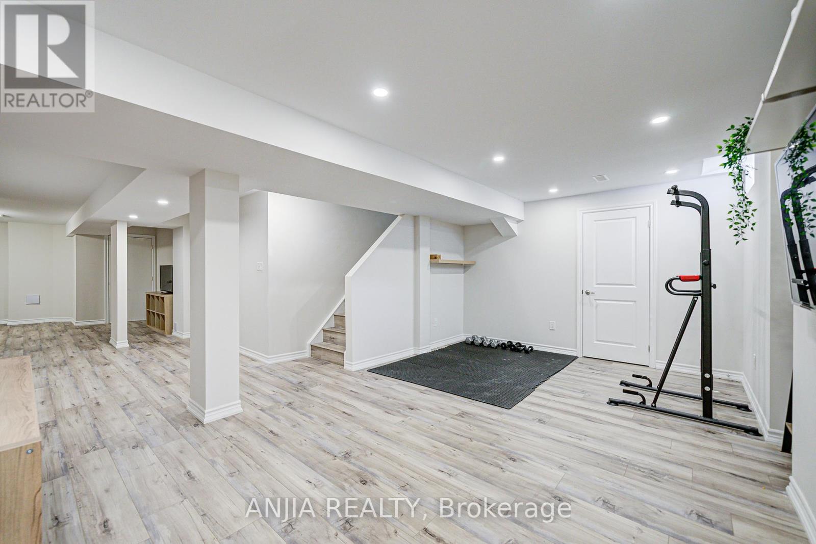 54 Rainbow Valley Crescent, Markham, Ontario  L6E 1Z1 - Photo 36 - N12429910