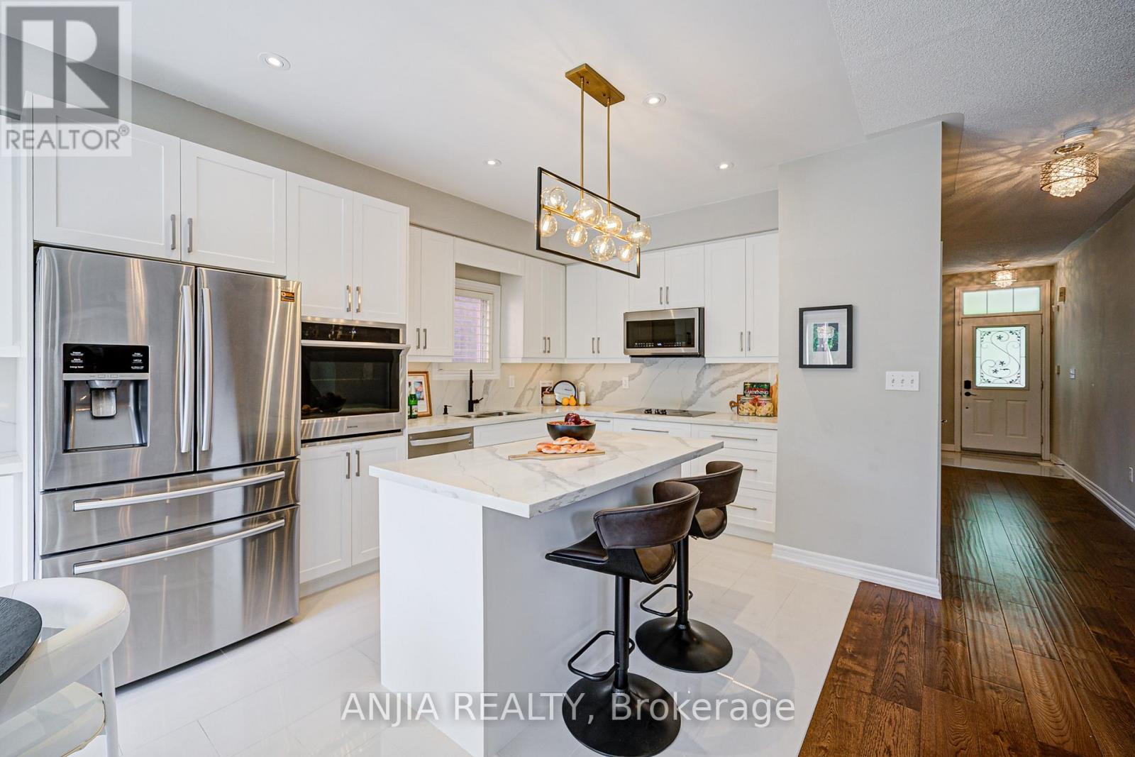 54 Rainbow Valley Crescent, Markham, Ontario  L6E 1Z1 - Photo 9 - N12429910