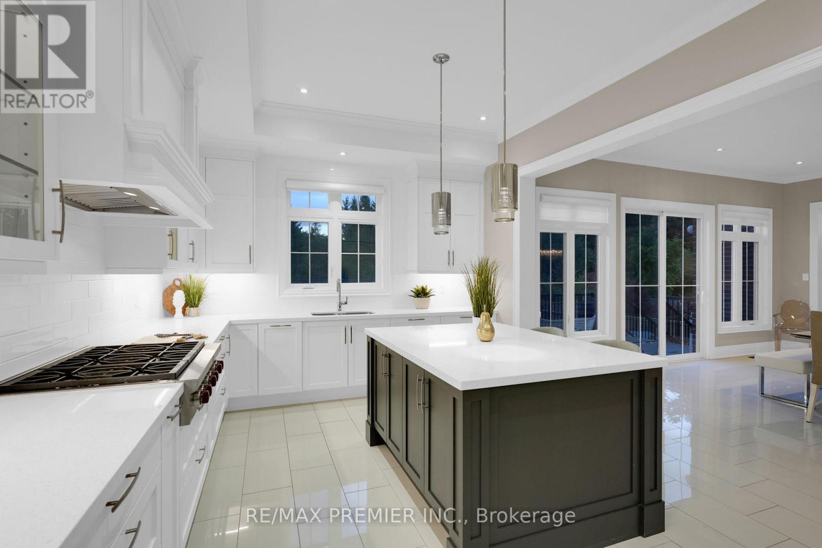 15 Peter Glass Road, King, Ontario  L7B 0M7 - Photo 11 - N12429919