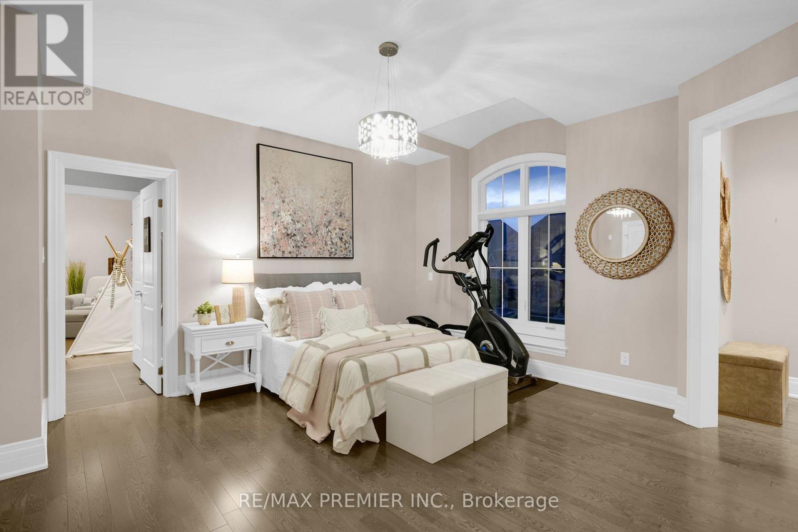 15 Peter Glass Road, King, Ontario  L7B 0M7 - Photo 31 - N12429919
