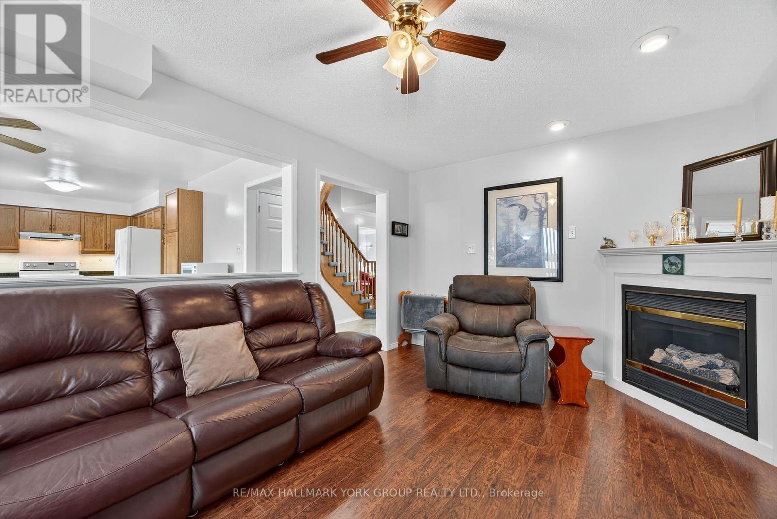 9 Reynolds Avenue, New Tecumseth, Ontario  L0G 1A0 - Photo 15 - N12429928