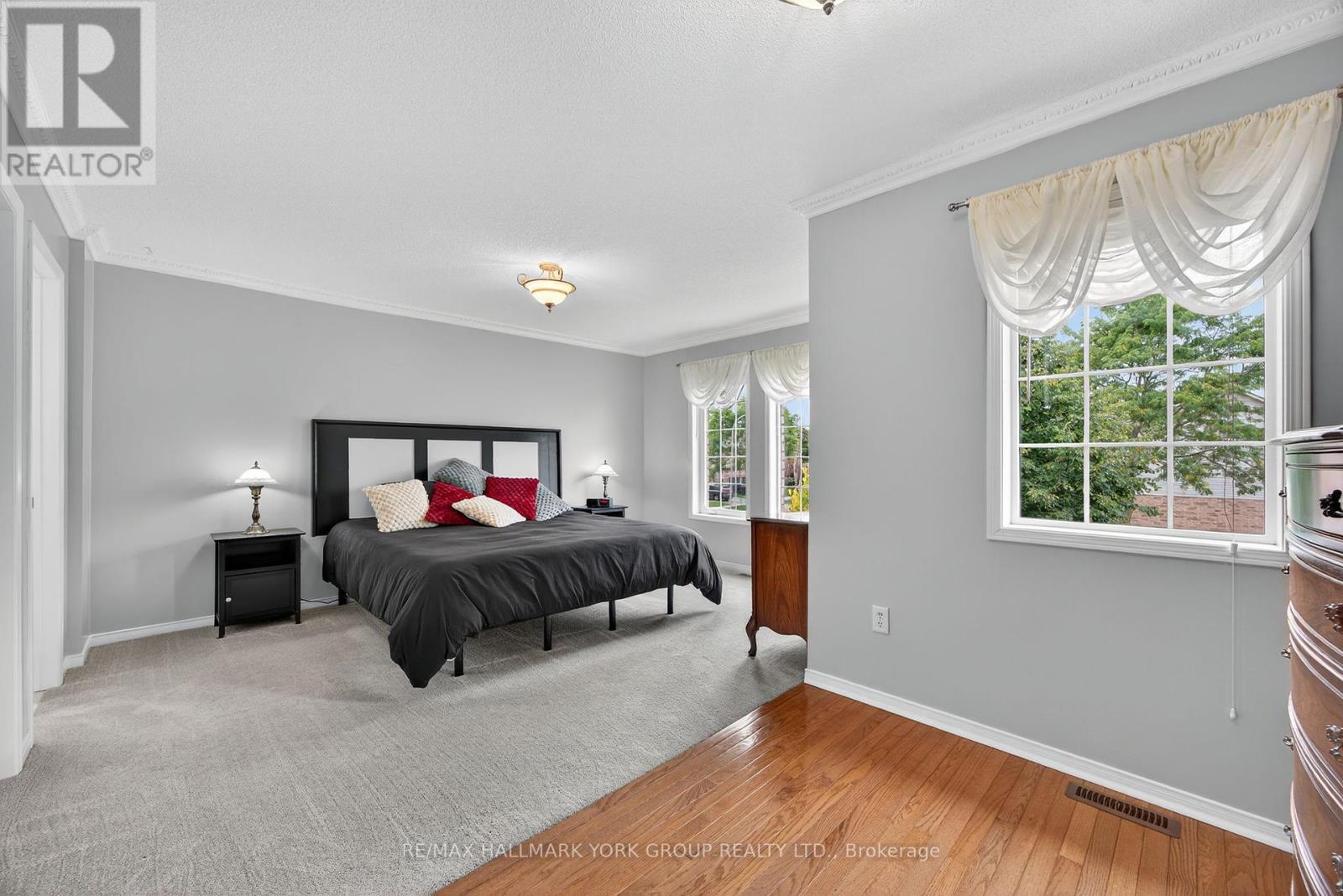 9 Reynolds Avenue, New Tecumseth, Ontario  L0G 1A0 - Photo 16 - N12429928
