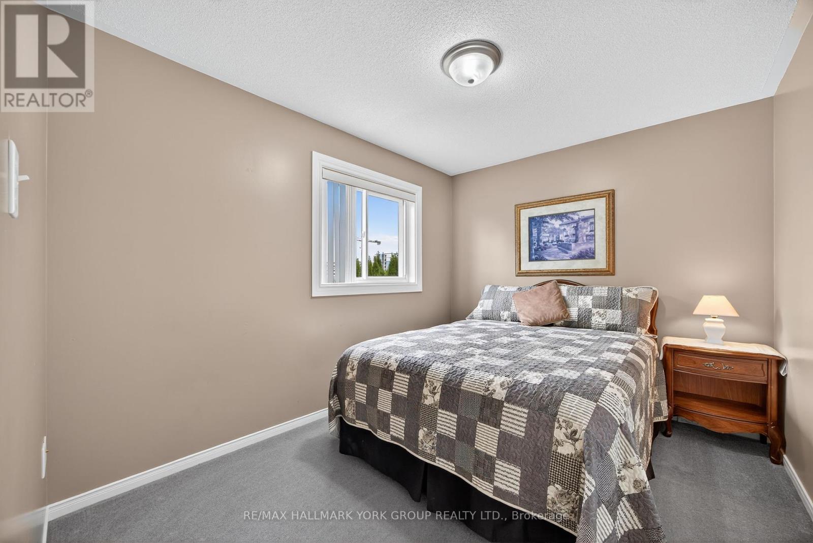 9 Reynolds Avenue, New Tecumseth, Ontario  L0G 1A0 - Photo 20 - N12429928