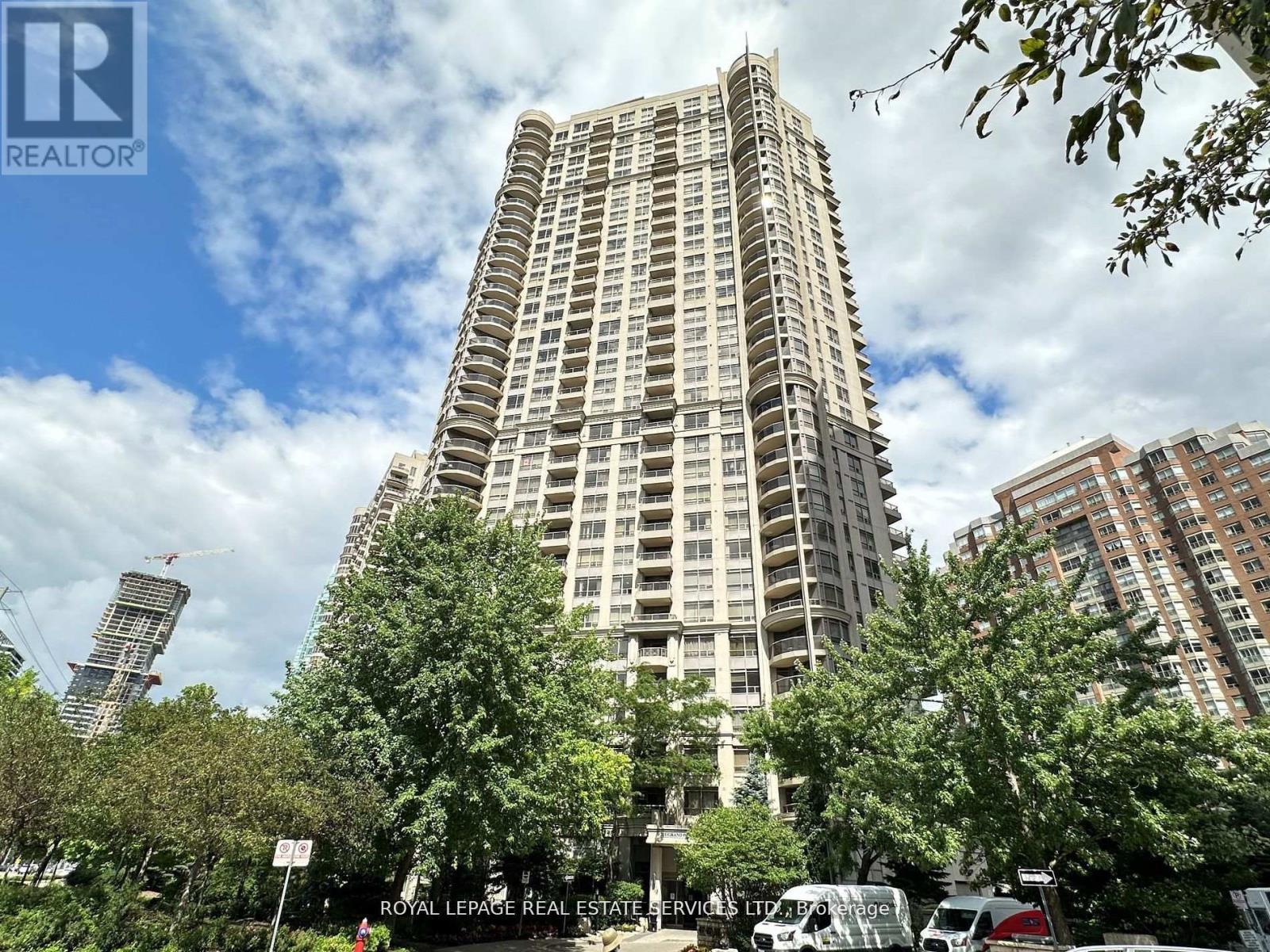 3001 - 310 BURNHAMTHORPE ROAD W, Mississauga, Ontario