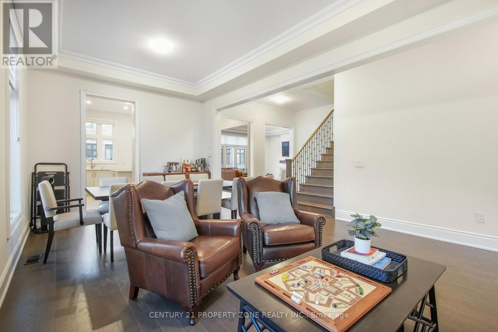 2406 Charles Cornwall Avenue, Oakville, Ontario  L6M 5M4 - Photo 11 - W12429924