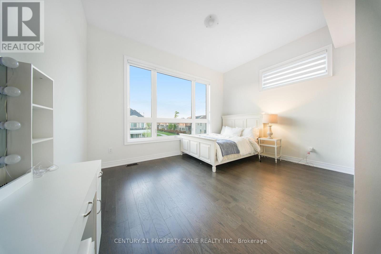 2406 Charles Cornwall Avenue, Oakville, Ontario  L6M 5M4 - Photo 37 - W12429924
