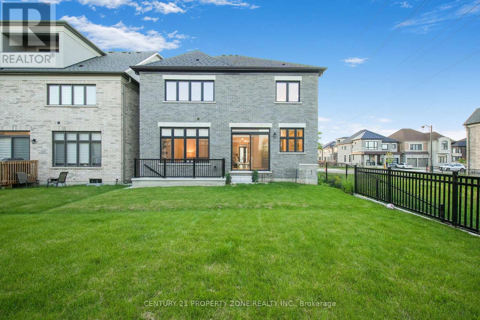 2406 Charles Cornwall Avenue, Oakville, Ontario  L6M 5M4 - Photo 42 - W12429924