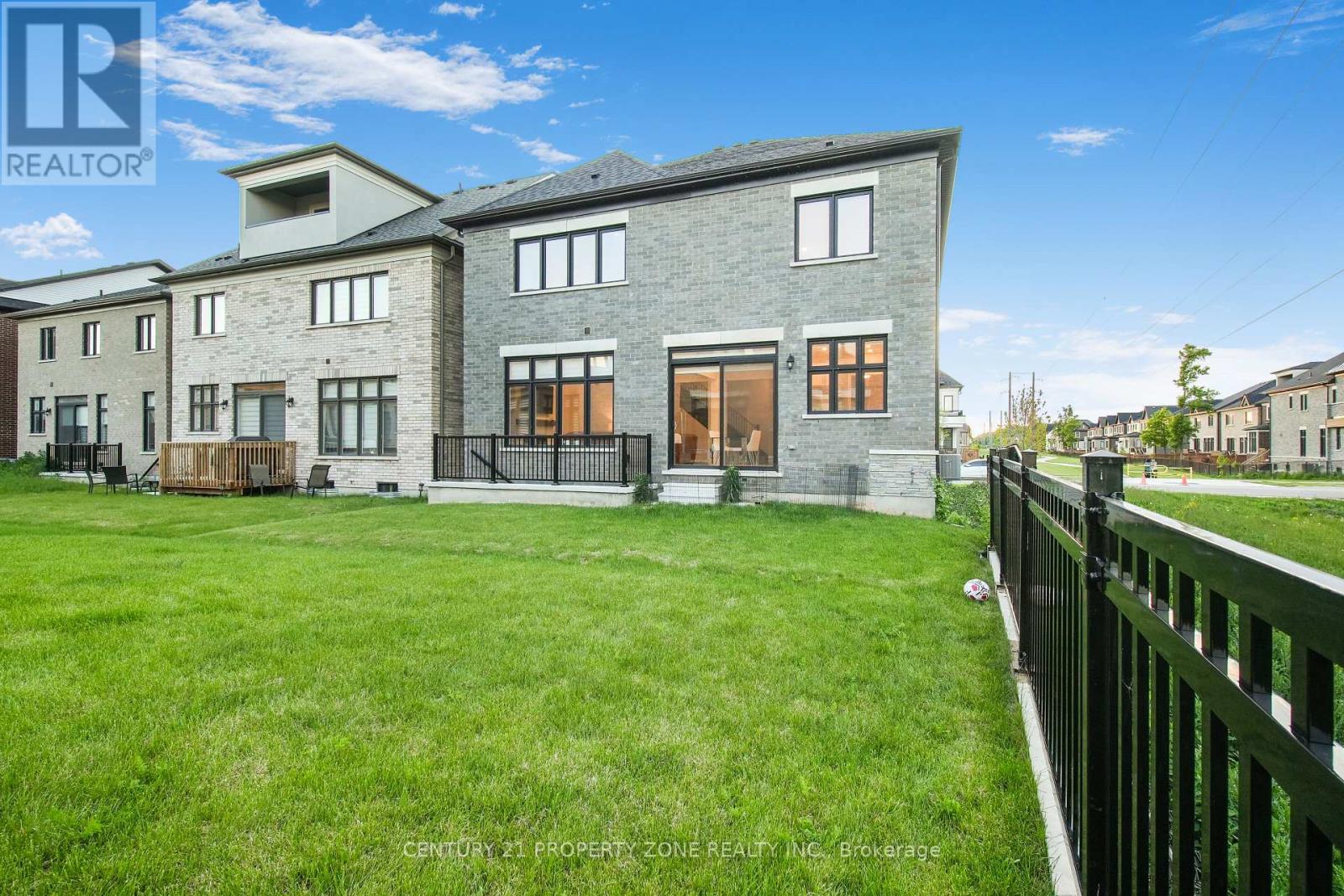 2406 Charles Cornwall Avenue, Oakville, Ontario  L6M 5M4 - Photo 43 - W12429924