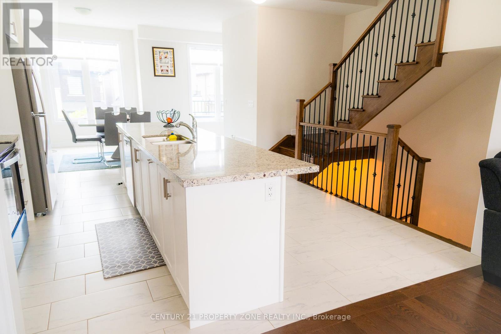 43 Camino Real Drive, Caledon, Ontario  L7C 1Z9 - Photo 13 - W12429931