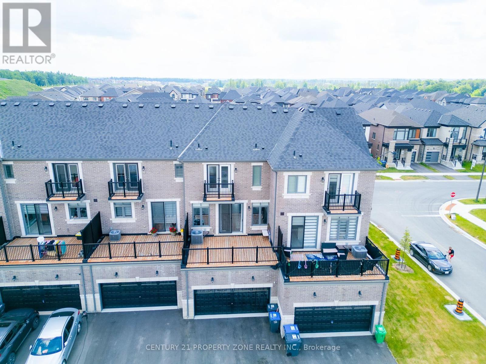 43 Camino Real Drive, Caledon, Ontario  L7C 1Z9 - Photo 5 - W12429931