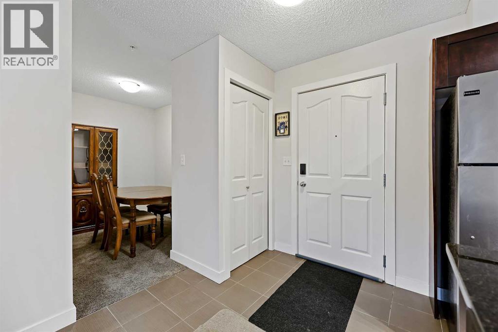 2212, 403 Mackenzie Way Sw, Airdrie, Alberta  T4B 3V7 - Photo 3 - A2257990