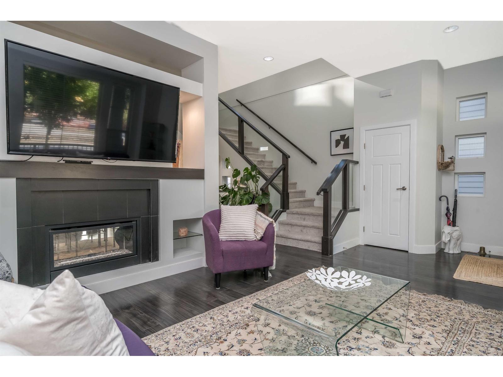 16772 23 Avenue, Surrey, British Columbia  V3Z 0M7 - Photo 6 - R3052575