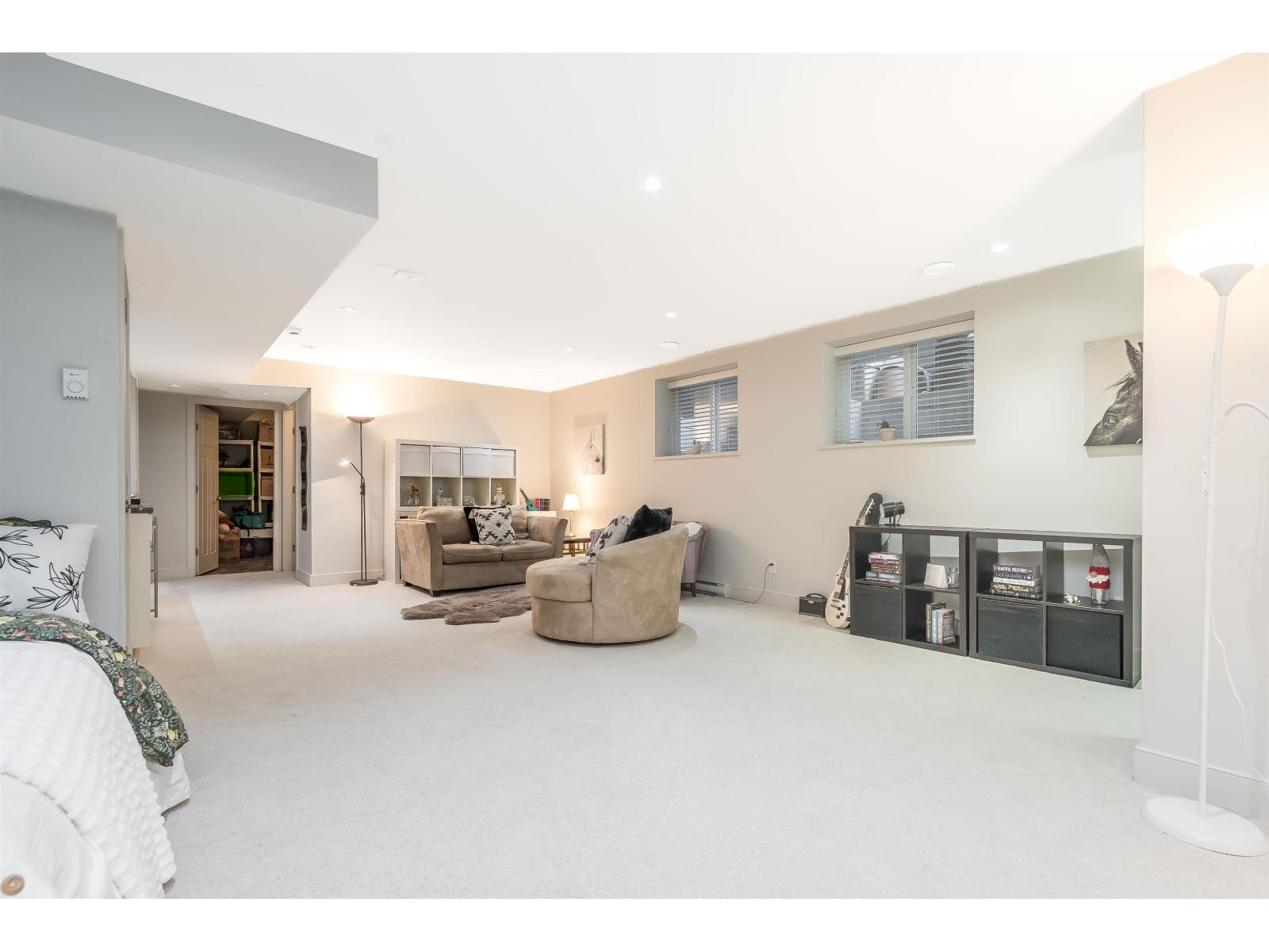 16772 23 Avenue, Surrey, British Columbia  V3Z 0M7 - Photo 33 - R3052575