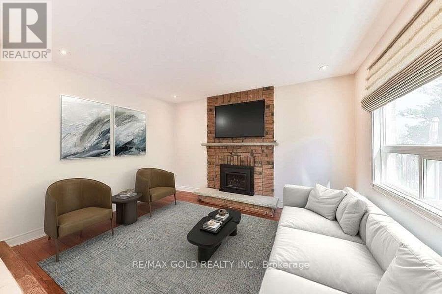 5275 Thornwood Drive, Mississauga, Ontario  L4Z 3J3 - Photo 13 - W12428495