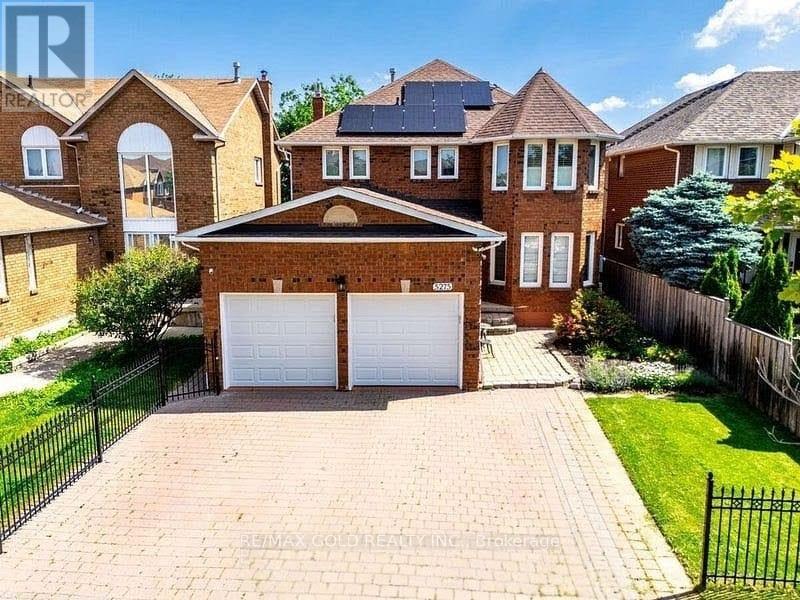 5275 THORNWOOD DRIVE, Mississauga, Ontario