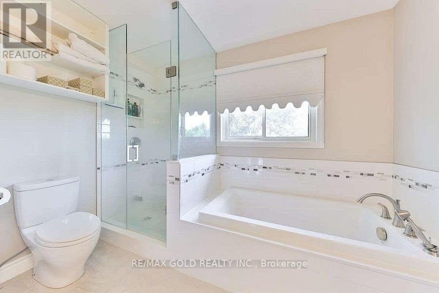 5275 Thornwood Drive, Mississauga, Ontario  L4Z 3J3 - Photo 33 - W12428495
