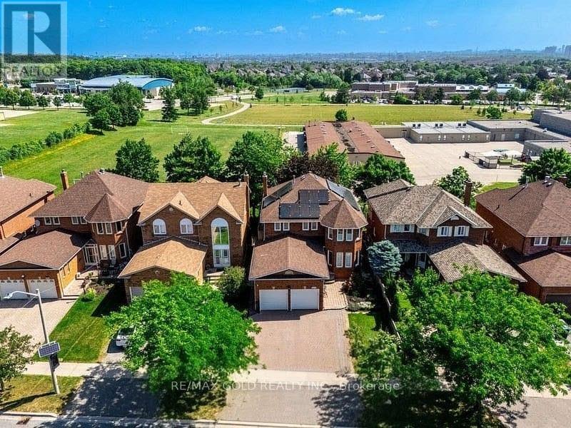 5275 Thornwood Drive, Mississauga, Ontario  L4Z 3J3 - Photo 3 - W12428495