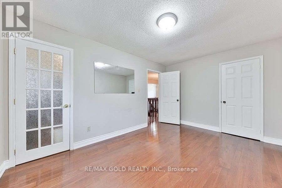 5275 Thornwood Drive, Mississauga, Ontario  L4Z 3J3 - Photo 27 - W12428495