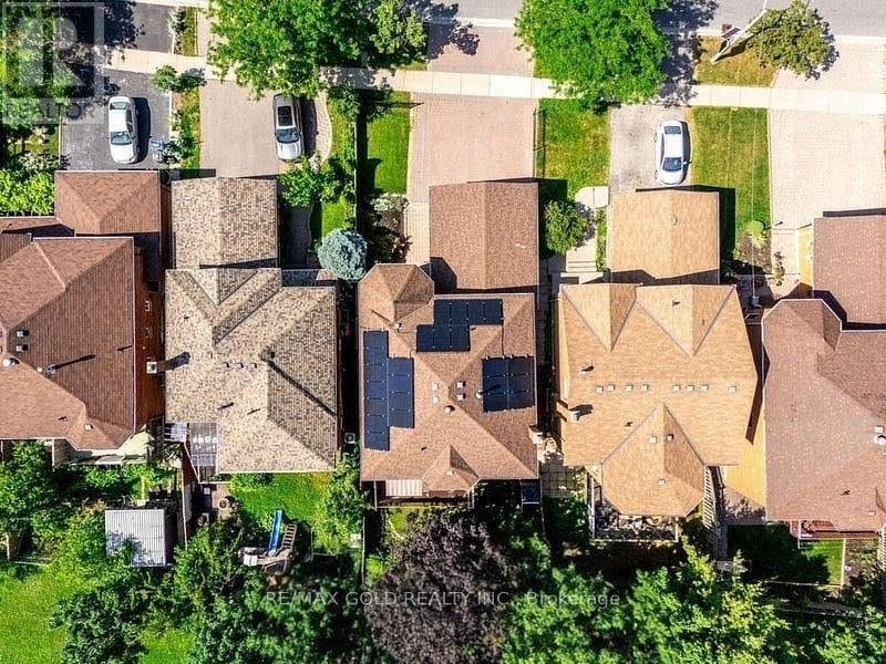 5275 Thornwood Drive, Mississauga, Ontario  L4Z 3J3 - Photo 5 - W12428495