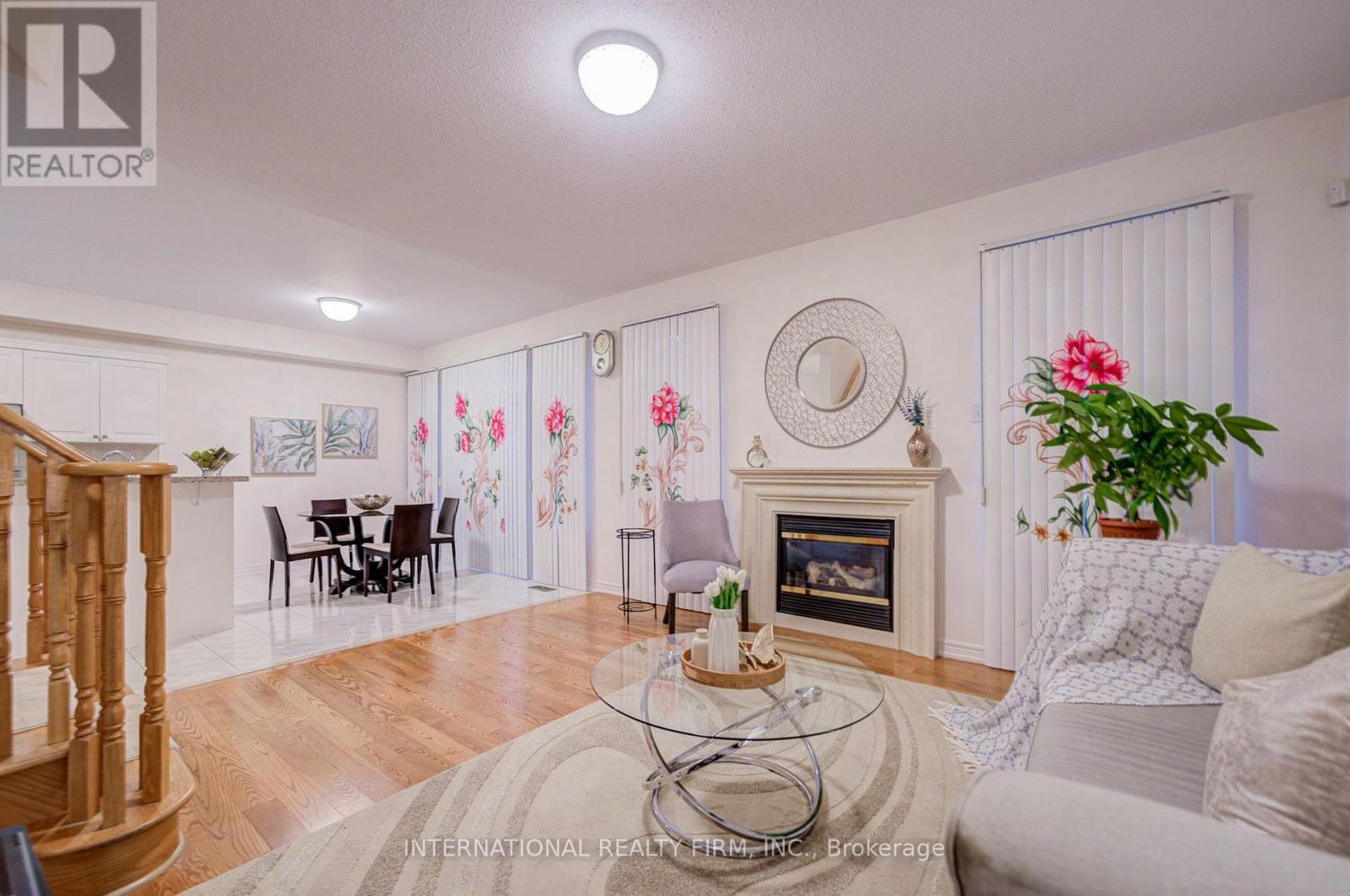 77 Saint James Avenue, Vaughan, Ontario  L4H 3E8 - Photo 42 - N12426359