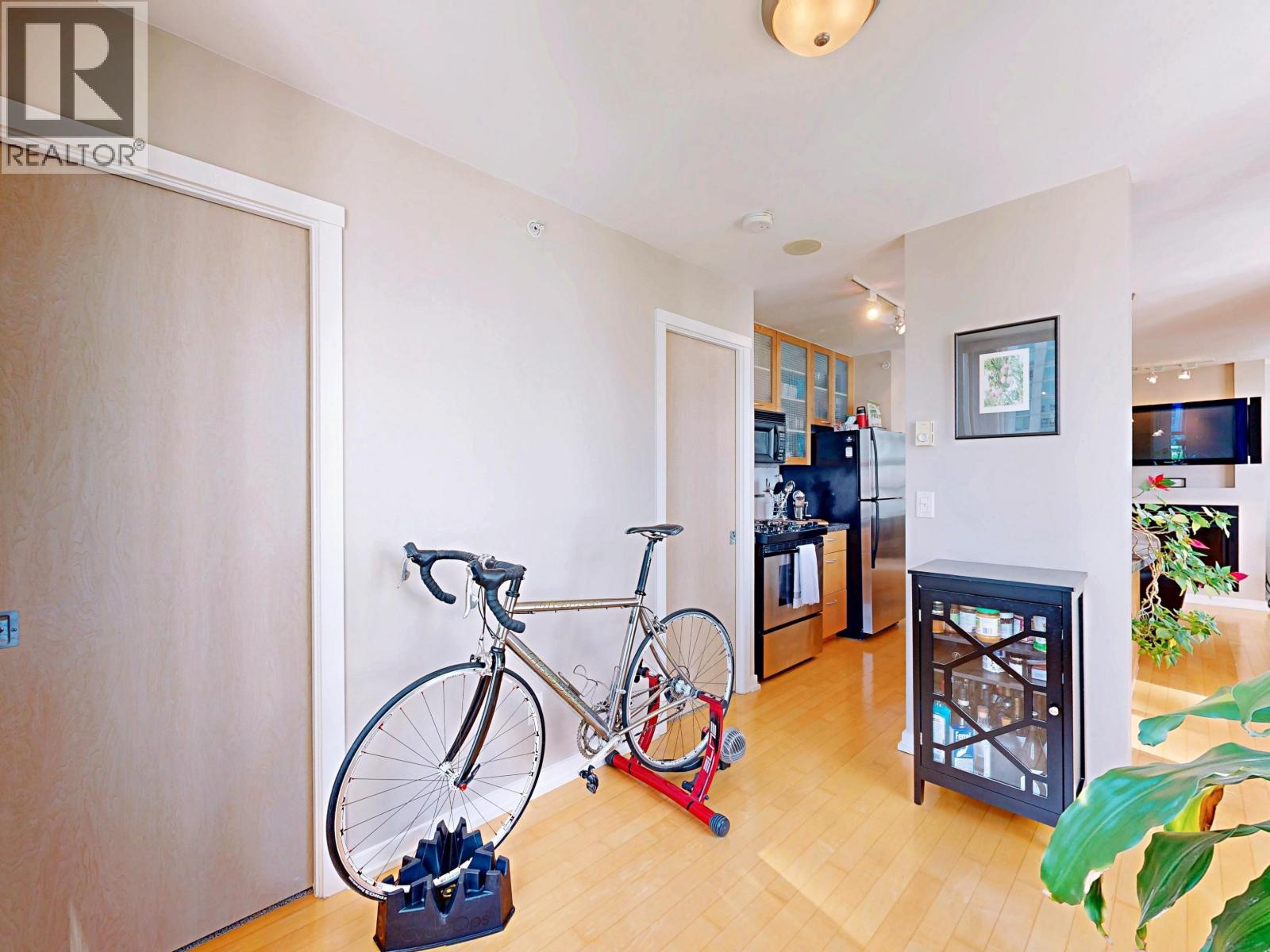 1003 969 Richards Street, Vancouver, British Columbia  V6B 1A8 - Photo 16 - R3052829