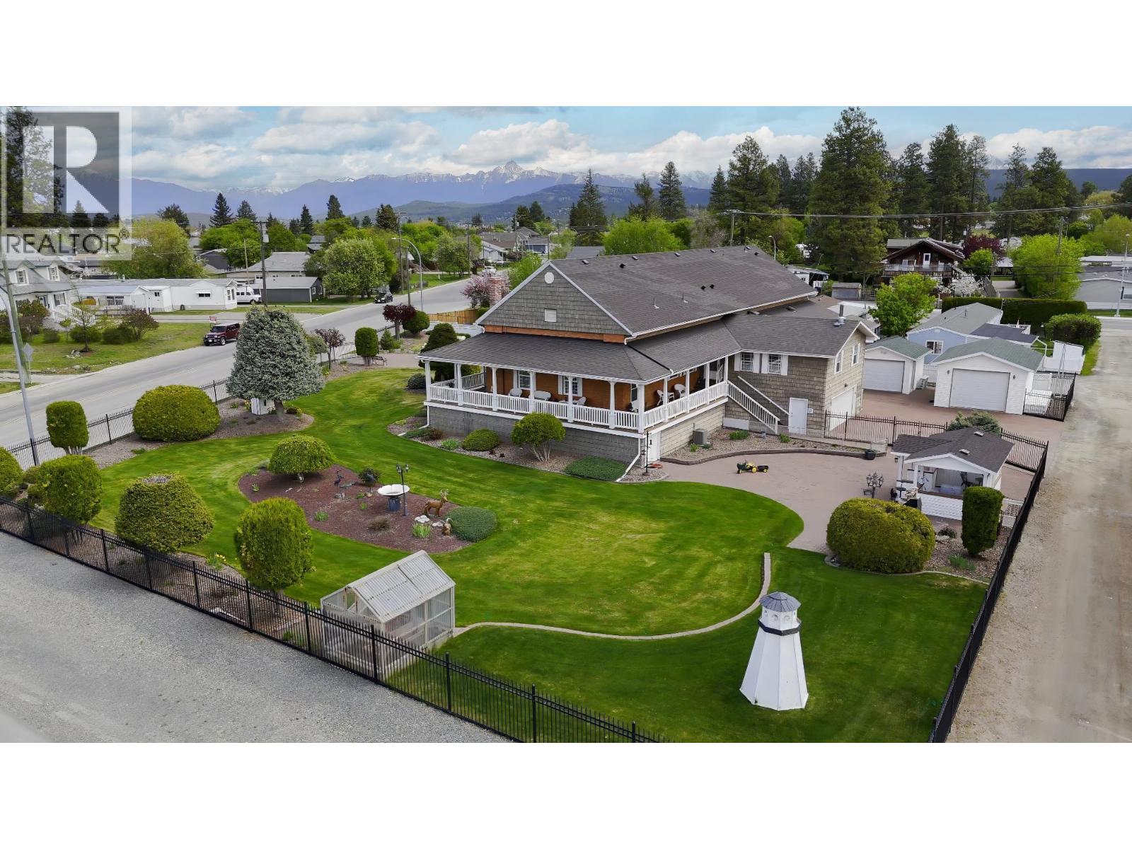 120 Wattsville Road, Cranbrook, British Columbia  V1C 5A4 - Photo 1 - 10364157