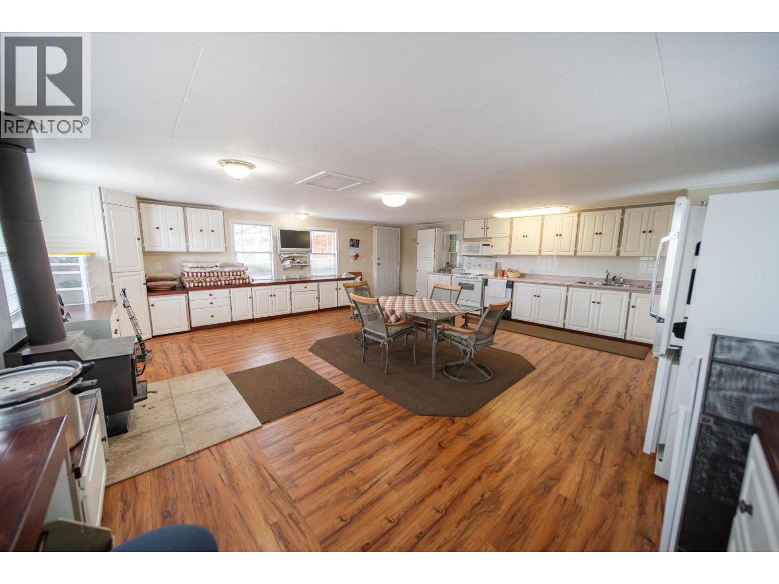 120 Wattsville Road, Cranbrook, British Columbia  V1C 5A4 - Photo 32 - 10364157