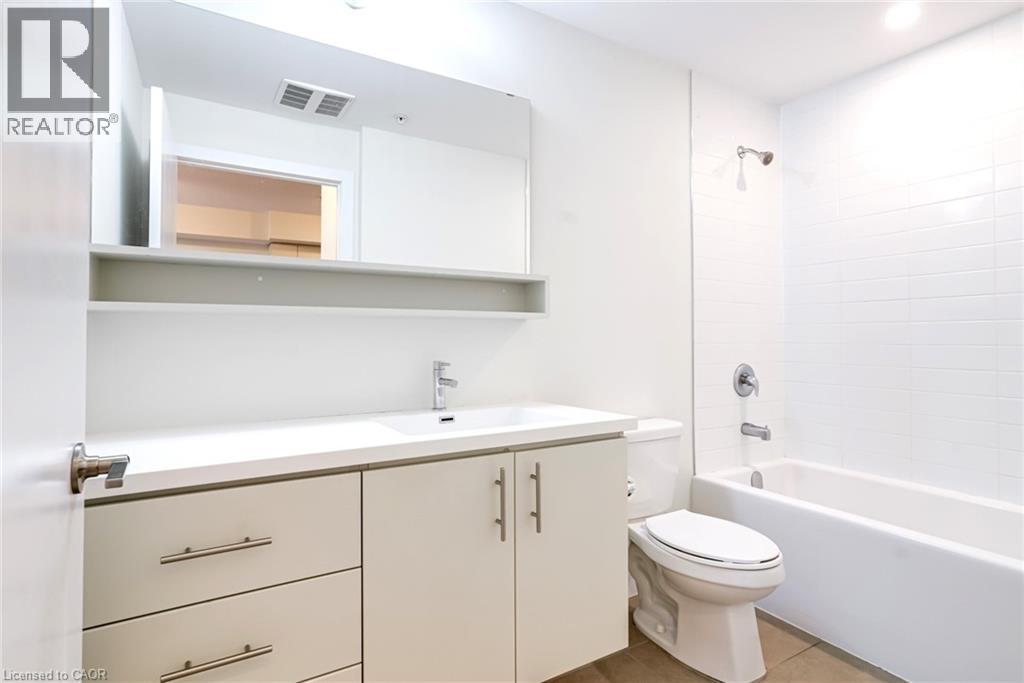 40 Esplanade Lane Unit# 422, Grimsby, Ontario  L3M 0G9 - Photo 14 - 40774081