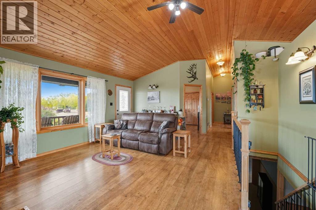 374037 Range Road 6-0, Rural Clearwater County, Alberta  T4T 2A2 - Photo 9 - A2260079