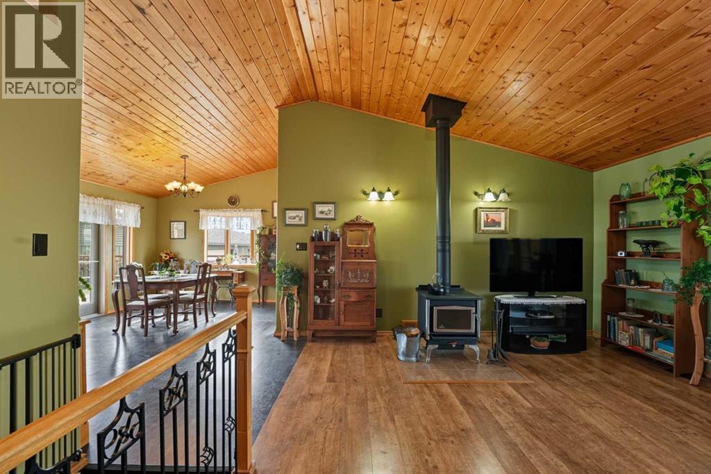 374037 Range Road 6-0, Rural Clearwater County, Alberta  T4T 2A2 - Photo 10 - A2260079