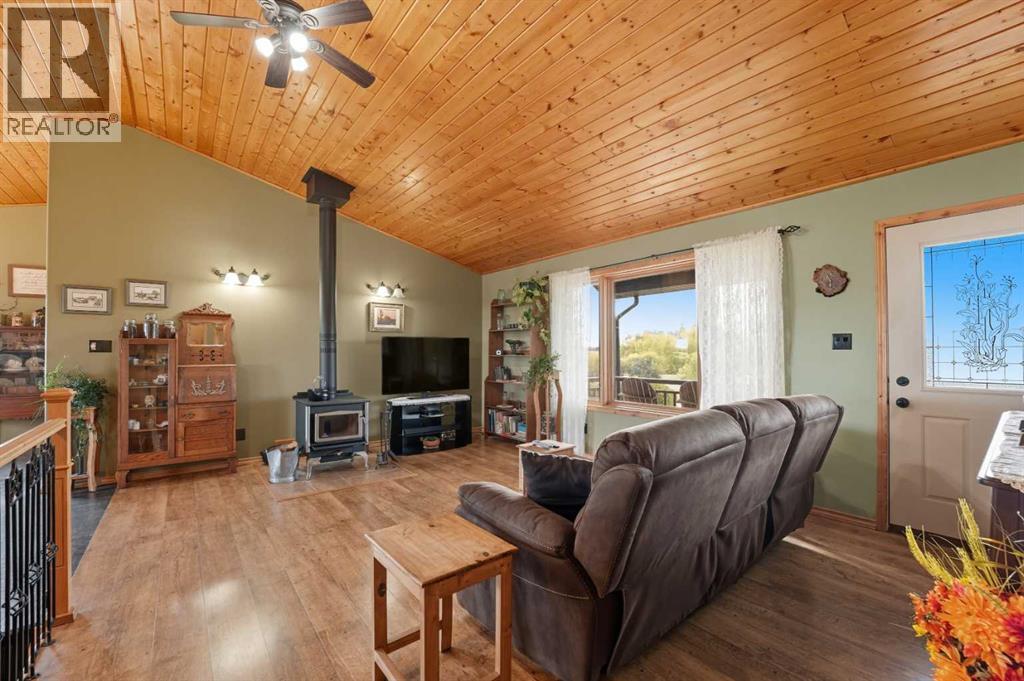 374037 Range Road 6-0, Rural Clearwater County, Alberta  T4T 2A2 - Photo 8 - A2260079