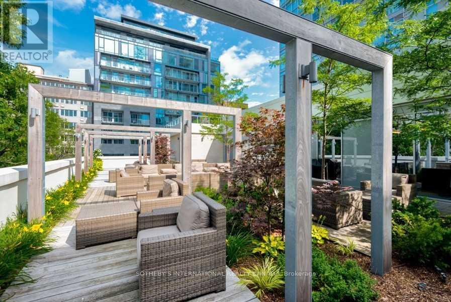 1104 - 170 Avenue Road, Toronto, Ontario  M5R 0A4 - Photo 21 - C12429955