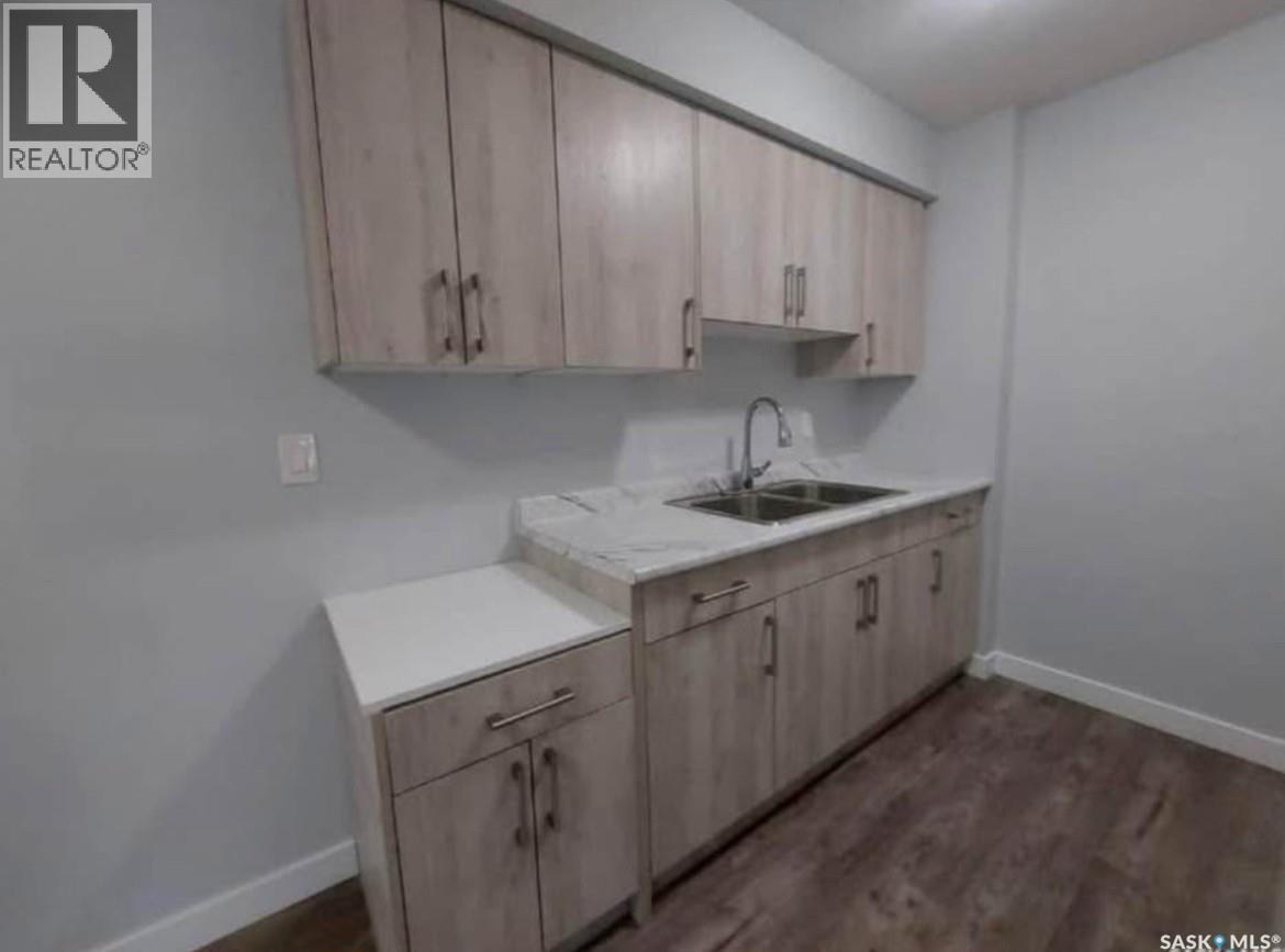 4120 Castle Road, Regina, Saskatchewan  S4S 6A4 - Photo 2 - SK019502