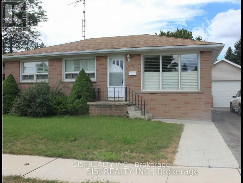 212 LEE AVENUE, Whitby, Ontario