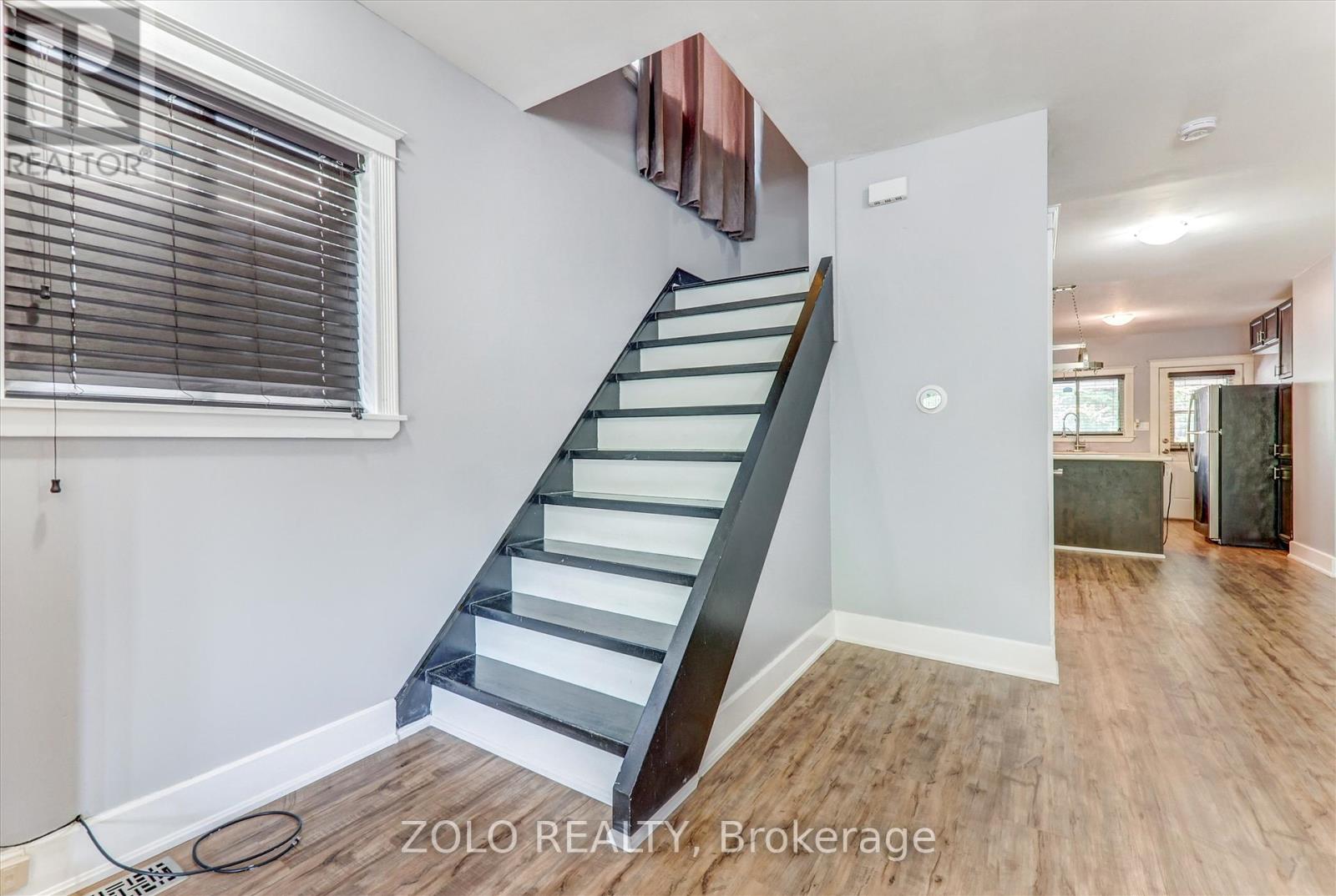 739 Cedar Street, Oshawa, Ontario  L1H 4M7 - Photo 9 - E12429940