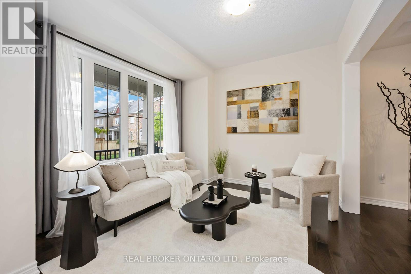18 LAWRENCE PILKINGTON AVENUE, Markham, Ontario