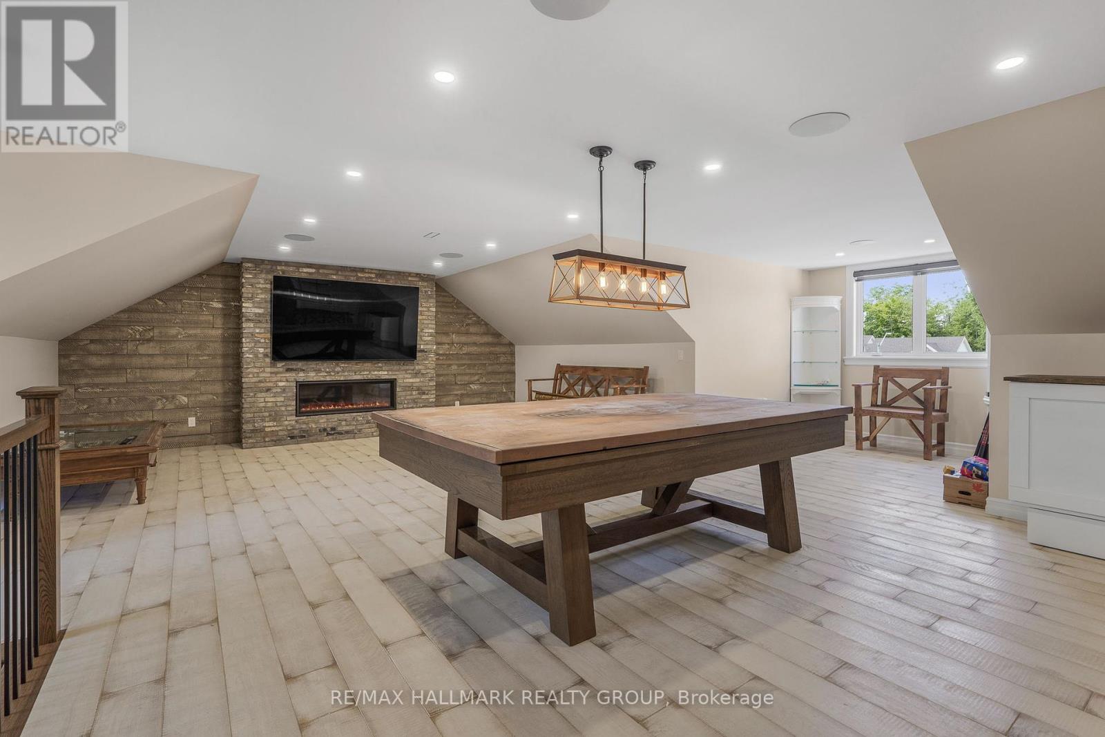 55 De La Seignerie Estates E, Champlain, Ontario  K0B 1K0 - Photo 14 - X12429973