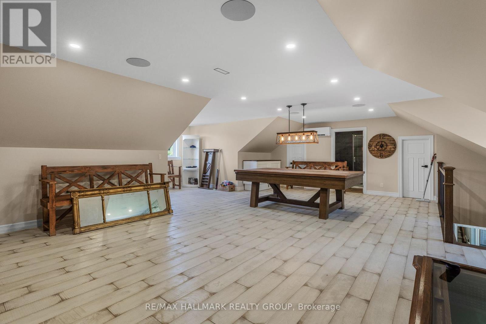 55 De La Seignerie Estates E, Champlain, Ontario  K0B 1K0 - Photo 17 - X12429973