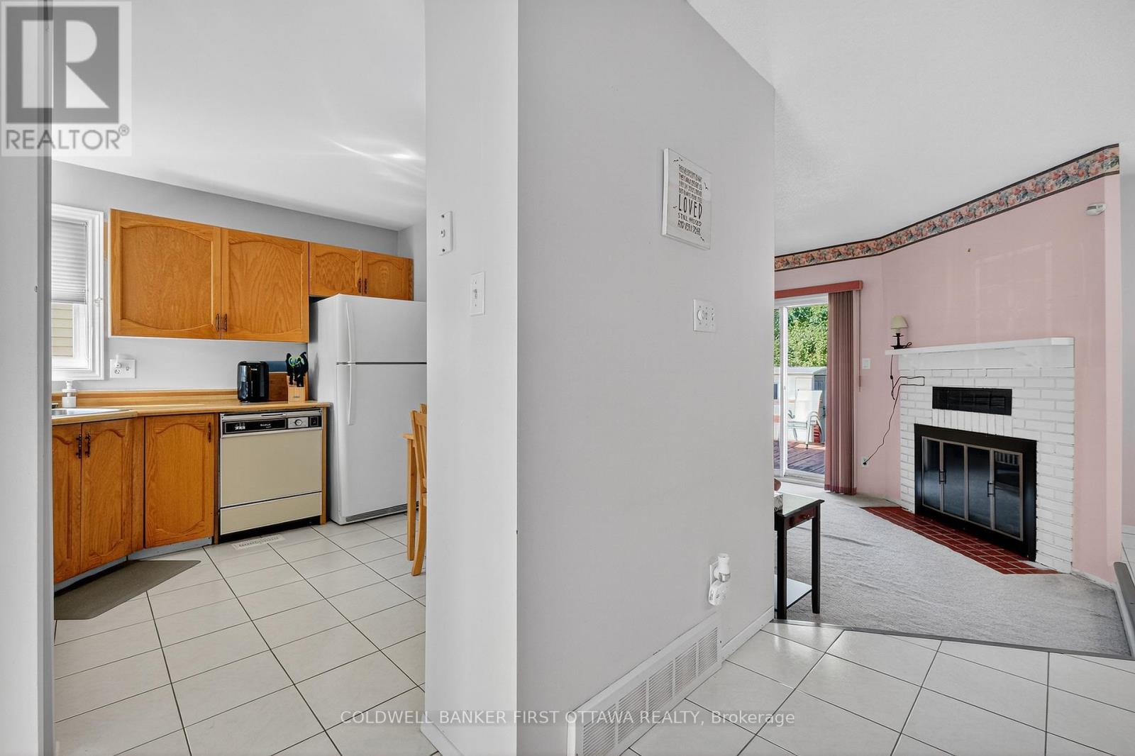 273 Kinglet Way, Ottawa, Ontario  K1E 2T9 - Photo 10 - X12430001