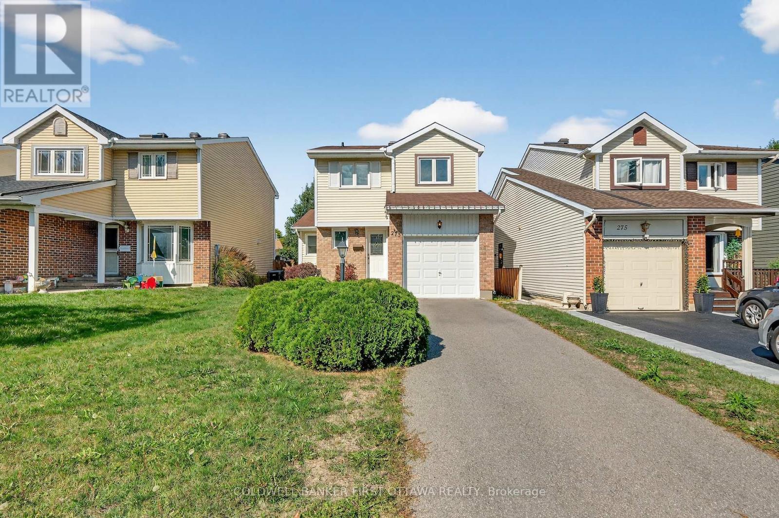 273 Kinglet Way, Ottawa, Ontario  K1E 2T9 - Photo 2 - X12430001